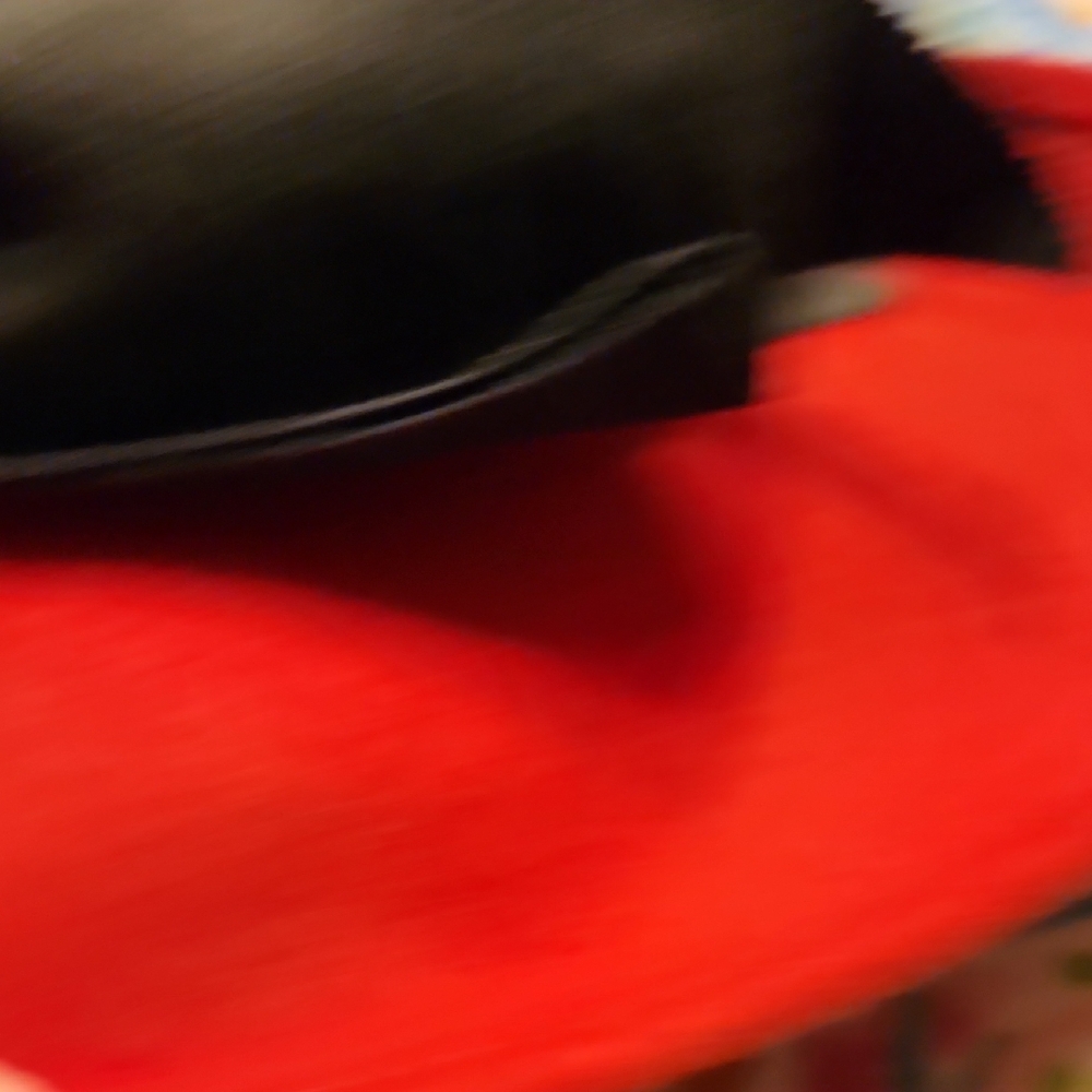 Chic Red Women's Hat with Black Band - Picture 7 of 10